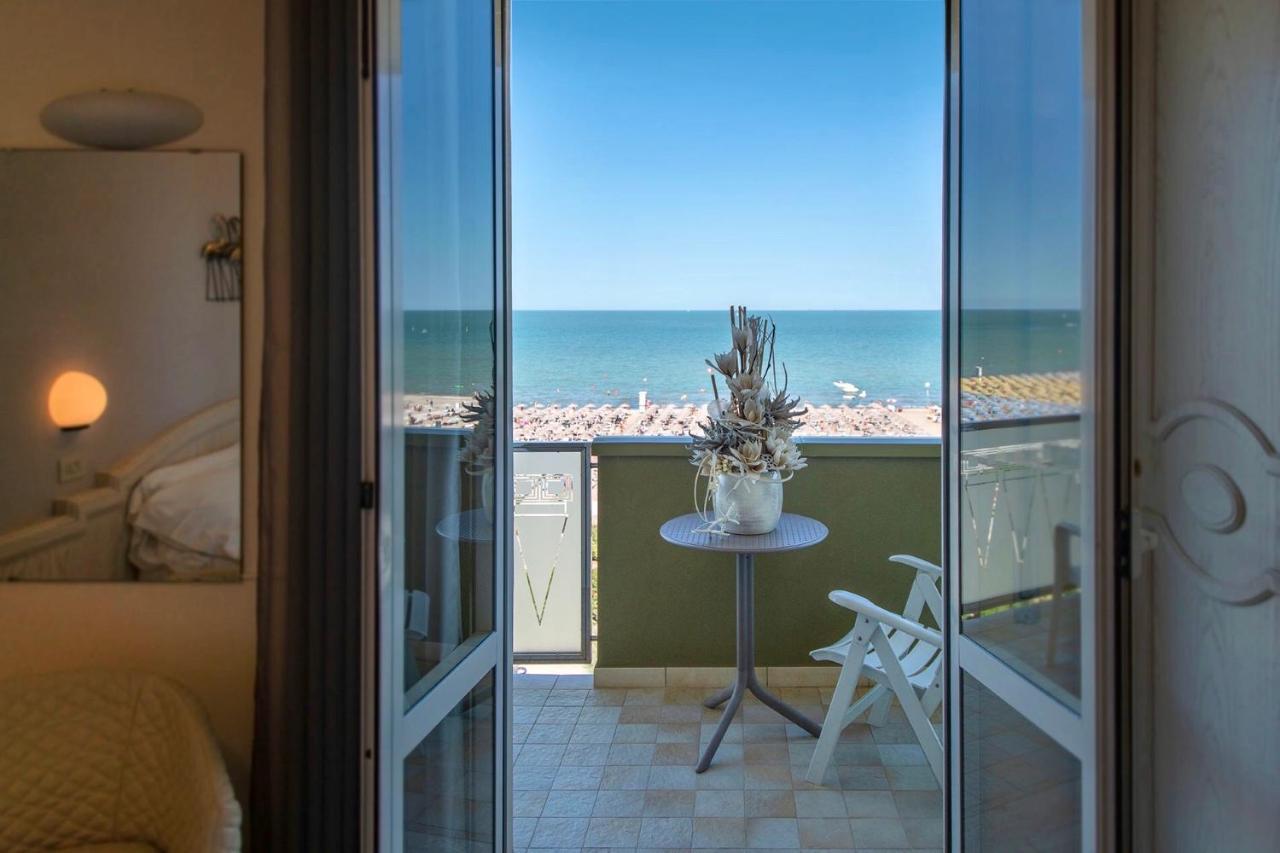 Brasil Seaview Hotel Milano Marittima Exterior photo