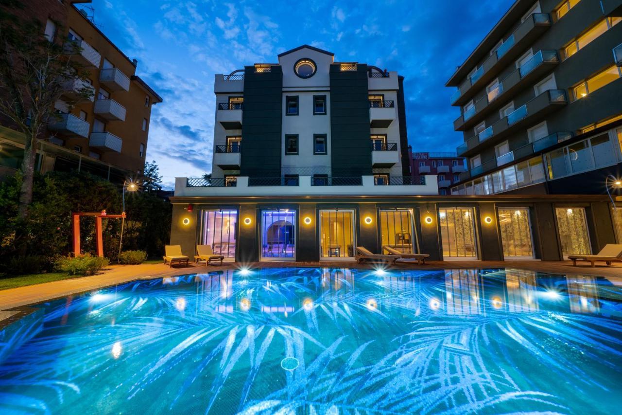 Brasil Seaview Hotel Milano Marittima Exterior photo