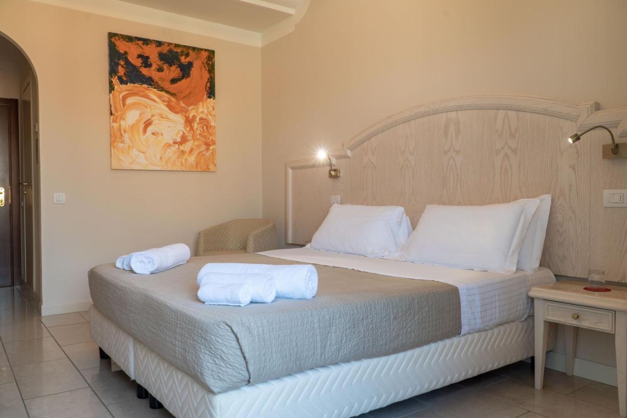 Brasil Seaview Hotel Milano Marittima Exterior photo