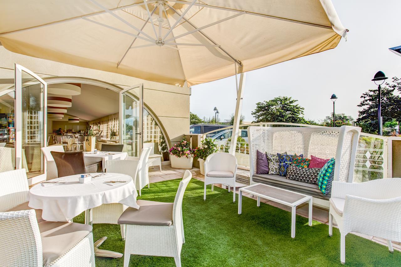 Brasil Seaview Hotel Milano Marittima Exterior photo